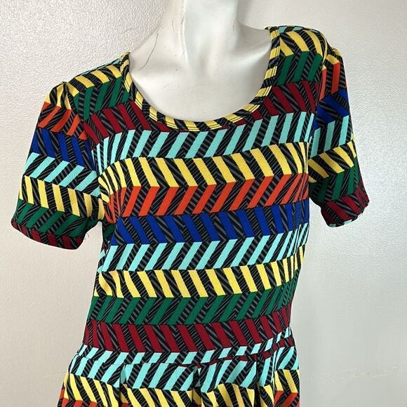 LuLaRoe Amelia Dress Fit & Flare plus size 3XL Midi Dress Multicolour Chevron 3X - Picture 2 of 8